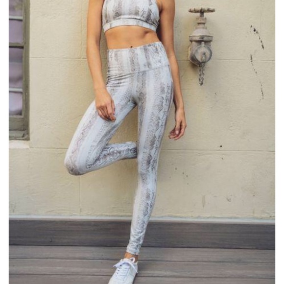 Mono B Pants - New Reptile White & Gray Leggings